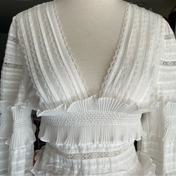 OPT WHITE RUFFLE MINIDRESS. NO LABEL - Picture 4 of 7